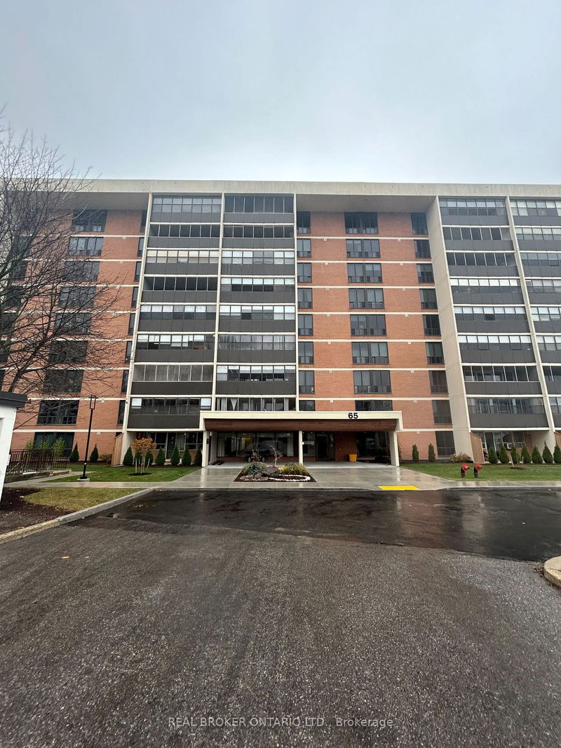 Unit 704 — 65 Westmount Rd, Waterloo -  image-0-0