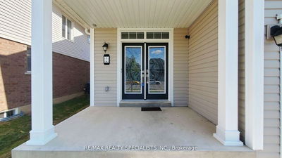 121 Longboat Run Rd, Brantford -  image-0-2