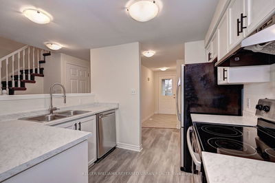 79 Activa Ave, Kitchener -  image-0-2