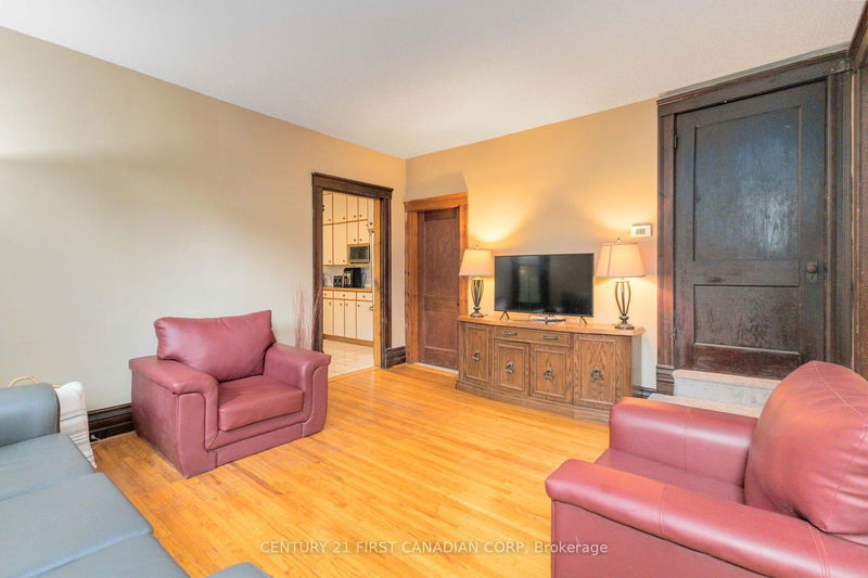 home for sale on 549 Quebec Street