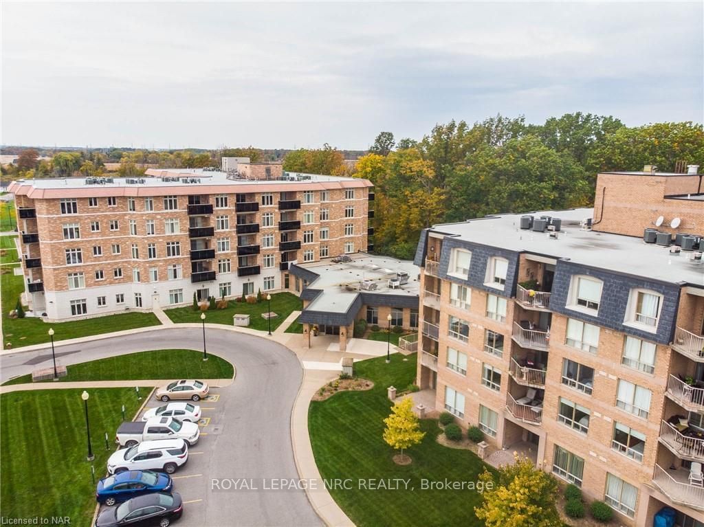 Building at 8111 FOREST GLEN Drive, Niagara Falls, 208 - Mt. Carmel