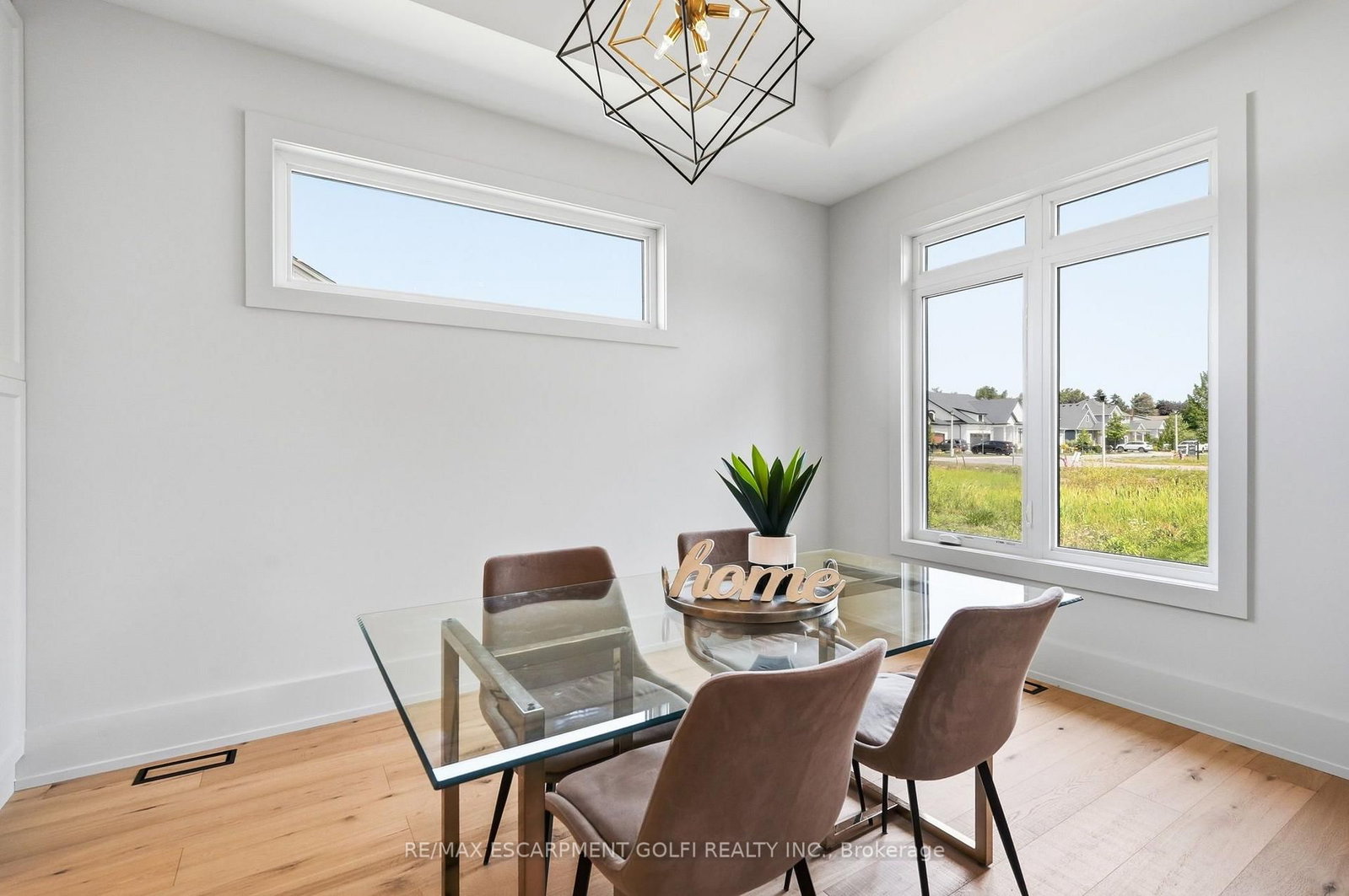 19 Oakley Drive • Niagara-on-the-Lake, ON photo 14