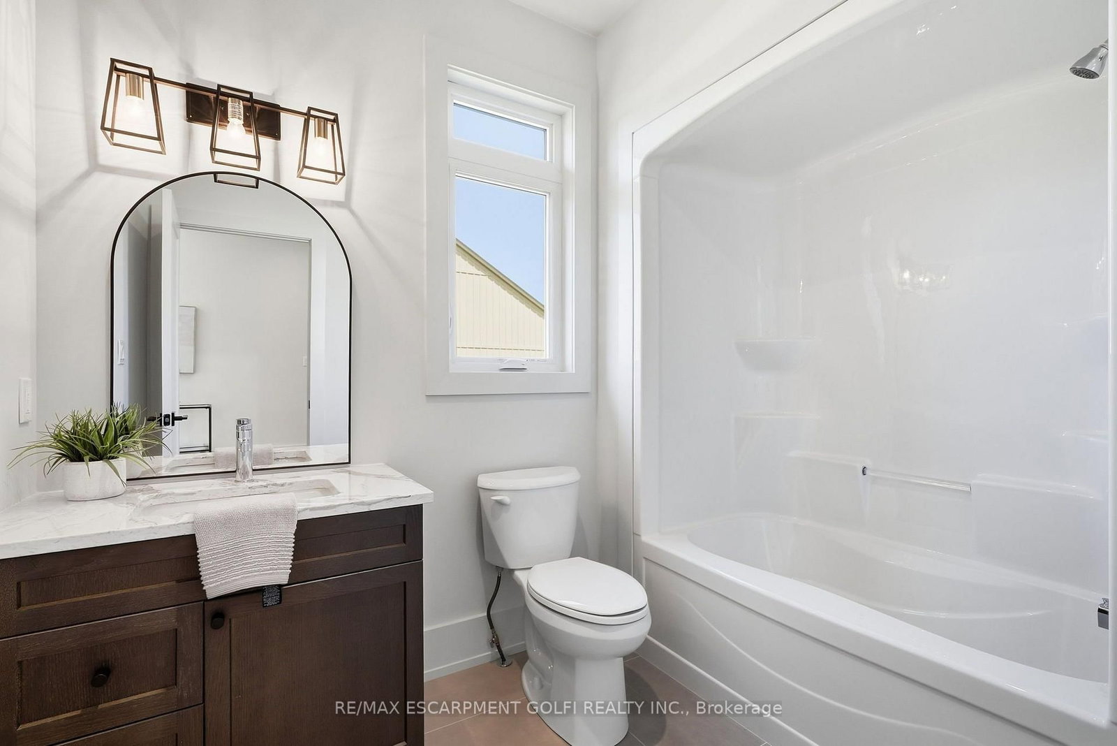 19 Oakley Drive • Niagara-on-the-Lake, ON photo 29