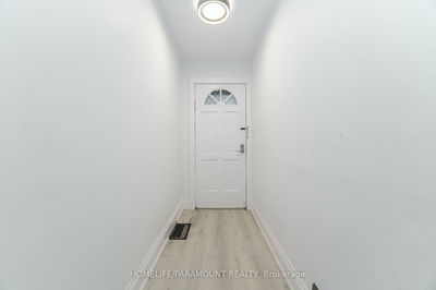 463 Dunsmure Rd, Hamilton - Crown Point image-0-3