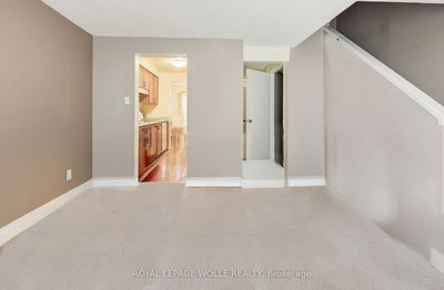 Unit 17 — 465 Woolwich St, Waterloo -  image-0-4