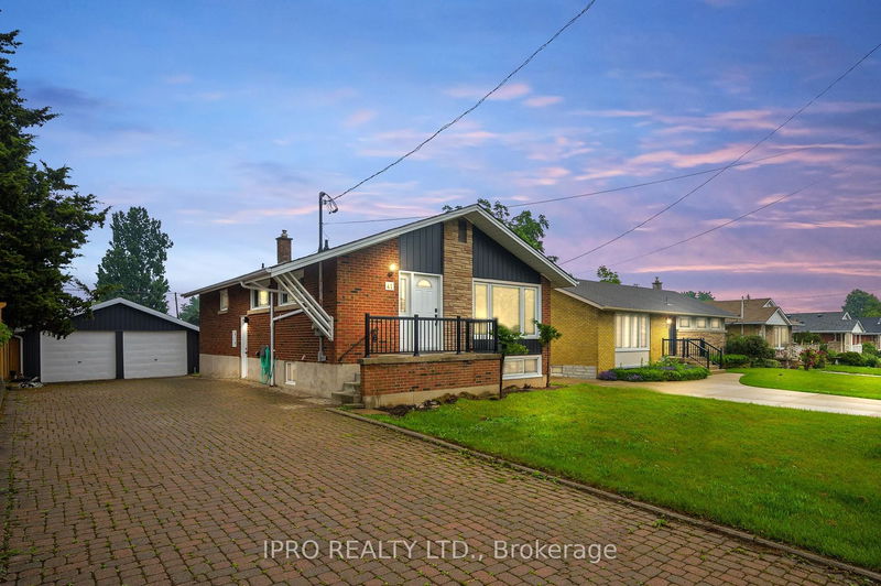 home for lease on Upper-41 Endfield Avenue