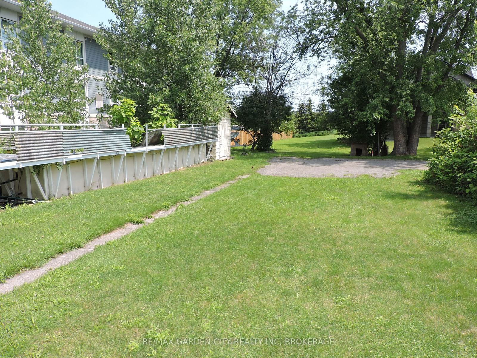 Vacant Land sold at 29 Haight Street, St. Catharines, 456 - Oakdale, L2P 2M2 - MLS: X10430533