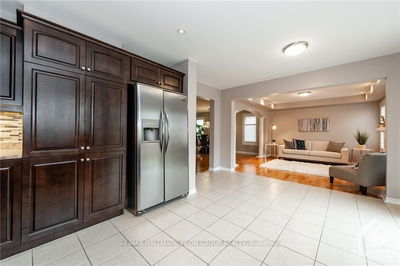 250 BURNABY Dr, Stittsville - Munster - Richmond - 8211 - Stittsville (North) image-0-2