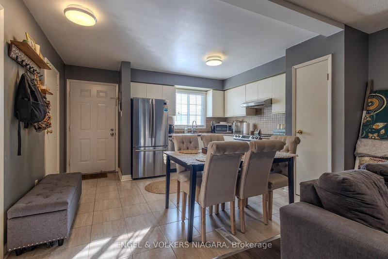 84 - 8141 Coventry Rd, Niagara Falls, L2H 2X7 | Image 3