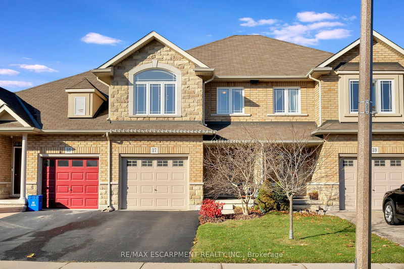 home for sale on 37 Celestial Crescent