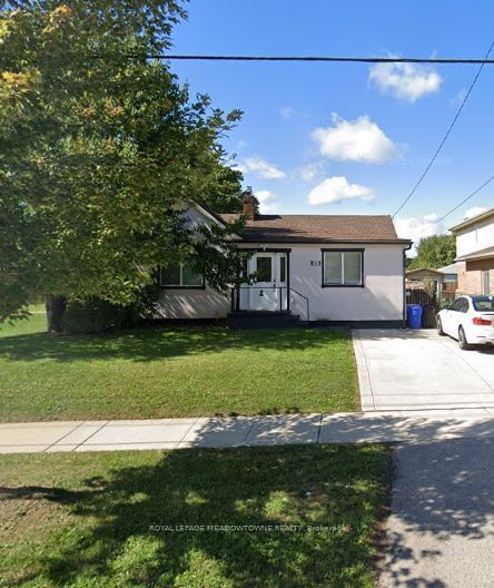 home for lease on Main-557 Geneva Street