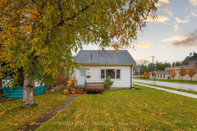 home for sale on 1805 3rd Avenue W