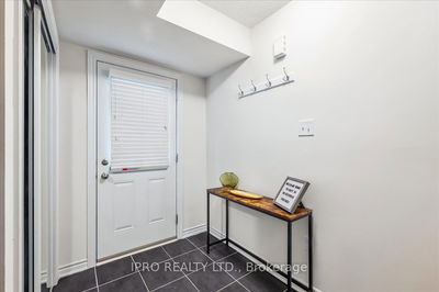 Unit 91 — 88 Decorso Dr, Guelph - Village image-0-4