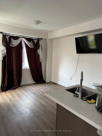 Unit Main — 9235 White Oak Ave, Niagara Falls - 224 - Lyons Creek image-0-3