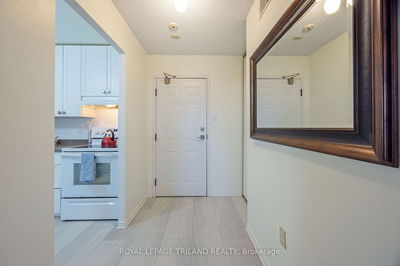 Unit 408 — 30 Chapman Crt, London - North I image-0-4