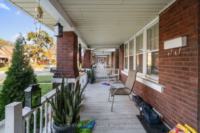 2284 Fraser Ave, Windsor - Windsor image-0-2