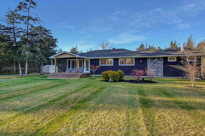 2415 County Road 15, Prince Edward County - Picton