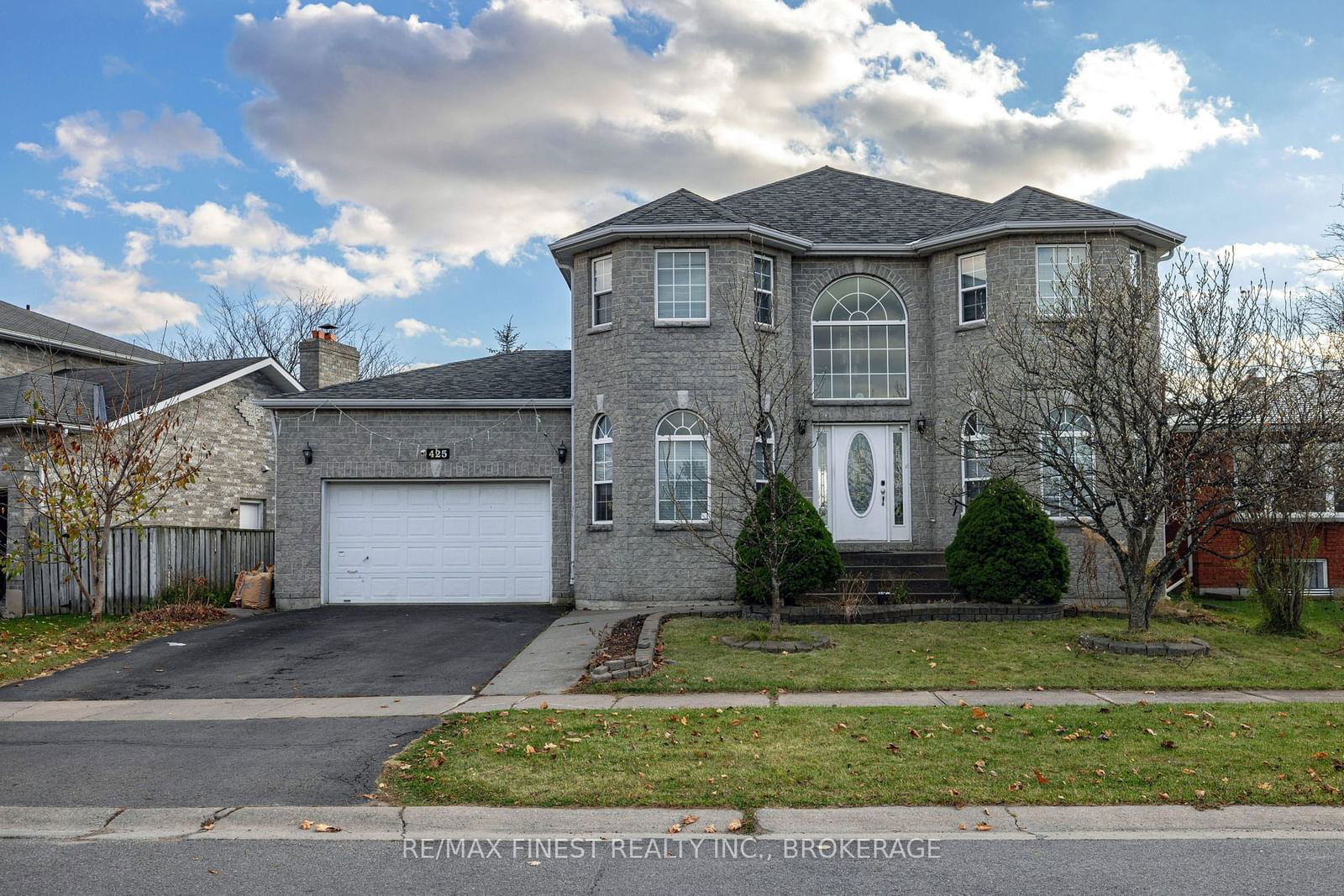 Building at 425 Kingsdale Avenue, Kingston, East Gardiners Rd