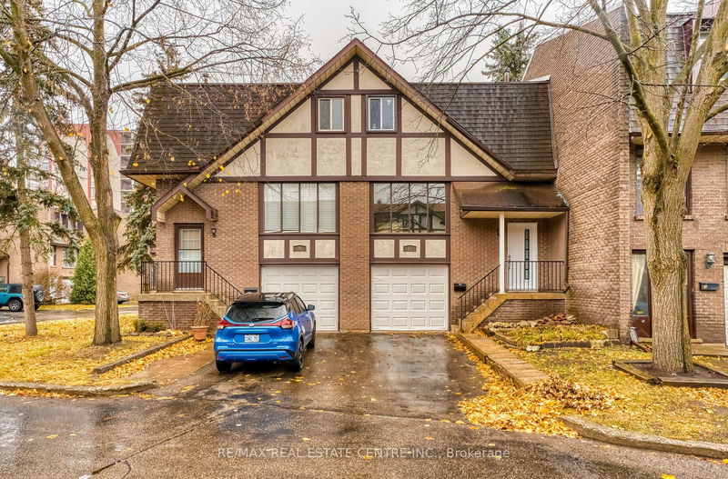 Unit 27 — 49 Cedarwoods Cres, Kitchener -  image-0-0