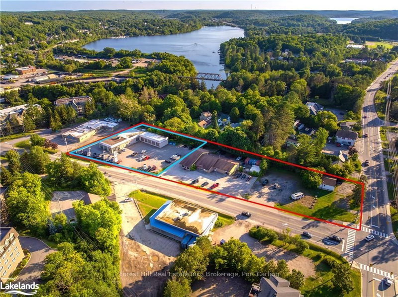 69 CENTRE St N, Huntsville, P1H 1T4 | Image 2