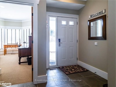Unit Villa 7 W8 — 1020 BIRCH GLEN Road — photo 2