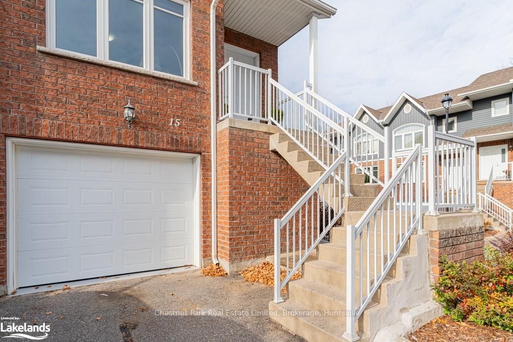 Townhouse sold at 15-37 SILVER Street, Huntsville, Chaffey, P1H 1M2 - MLS: X10435916