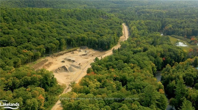 1071 Hawk Valley Road