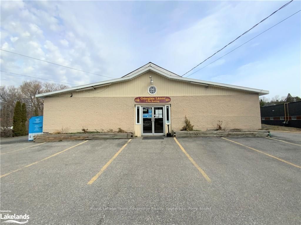 Building at 58 BOWES Street, Parry Sound, Parry Sound