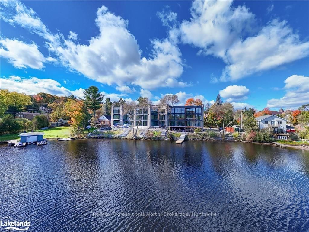 Condo sold at 201-32 BRUNEL Road, Huntsville, Chaffey, P1H 1P5 - MLS: X10437381