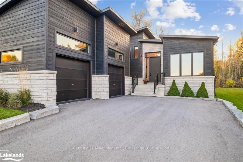 102 GOLDIE Crt, Blue Mountains, N0H 1J0 | Image 3