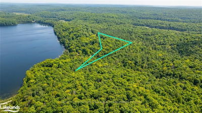  HUDSON LAKE Dr, Highlands East - 