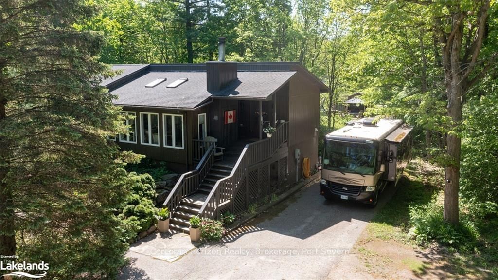 Detached House sold at 2517 HONEY HARBOUR Road, Georgian Bay, Baxter, L0K 1S0 - MLS: X10438937