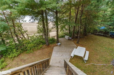 2266 PICKEREL & JACK LAKE Rd, Burk's Falls - Burk's Falls image-0-2