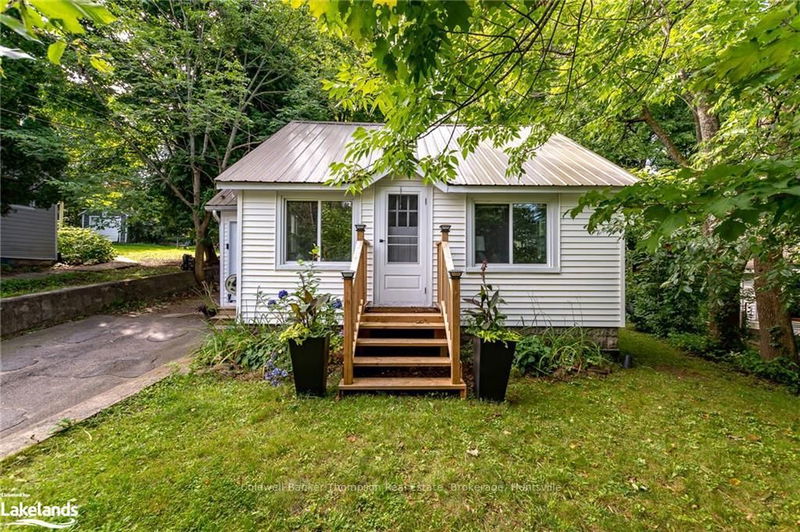 home for sale on 23 JOHANNA Street