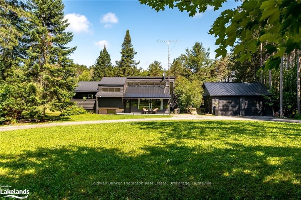 Detached House sold at 1049 LAWRENCE PIT Road, Muskoka Lakes, Watt, P0B 1M0 - MLS: X10439968