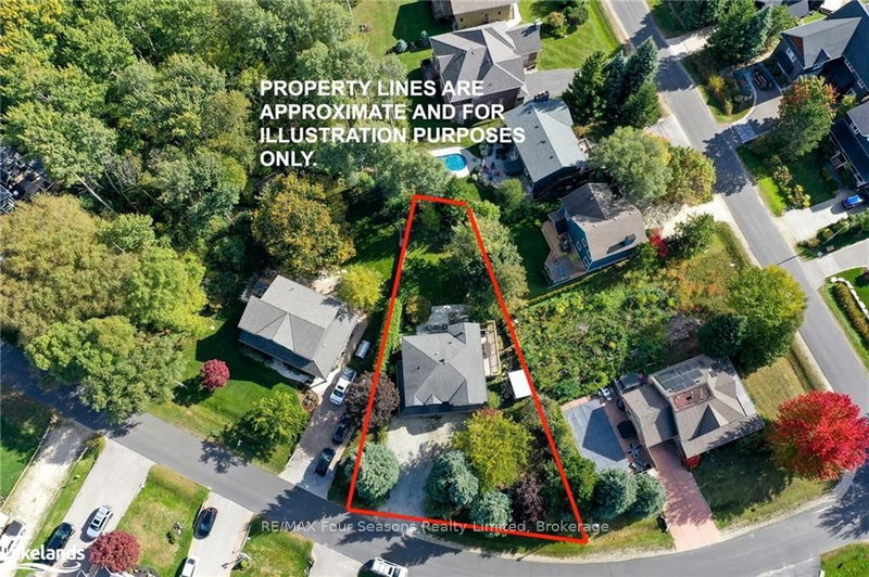 108 LIISA'S Lane, Blue Mountains, L9Y 0M3 | Image 3