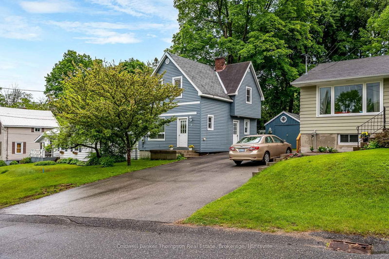 home for sale on 9 CORA Street W