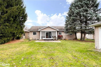 57 FAIRWAY Ave, Meaford - Meaford image-0-1