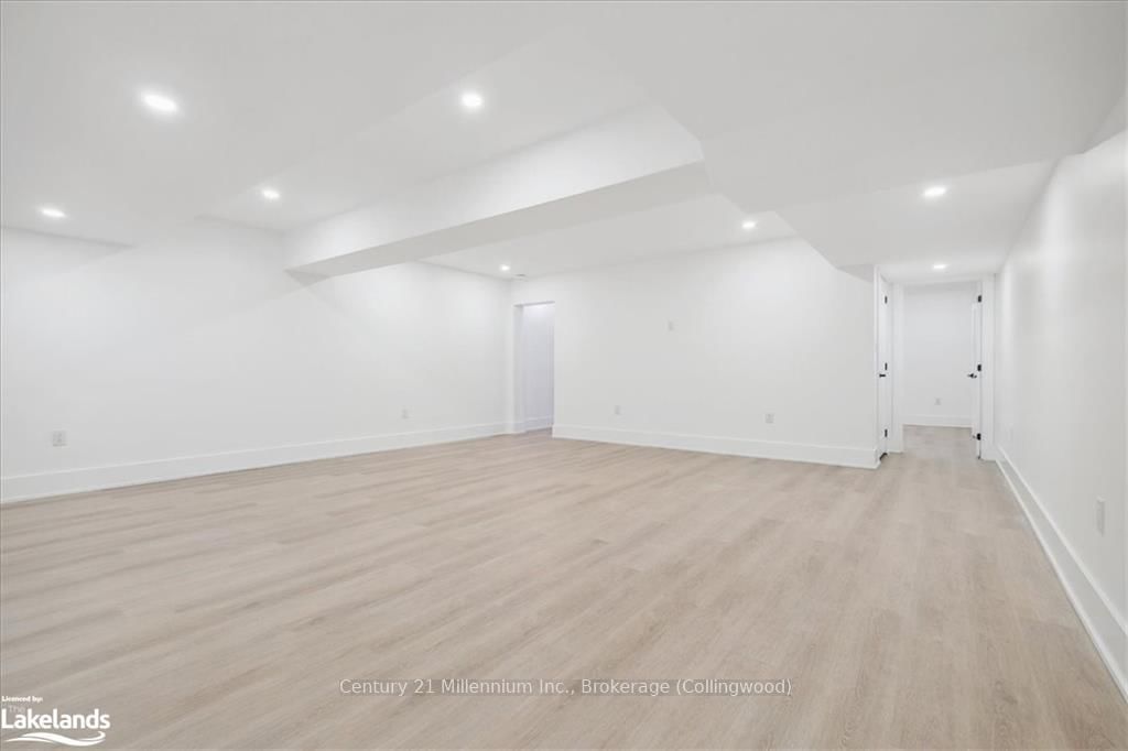 Listing Image 26