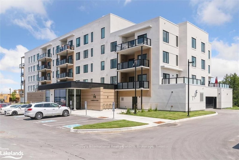 201 - 19B WEST St N, Kawartha Lakes, K9V 1C4 | Image 2