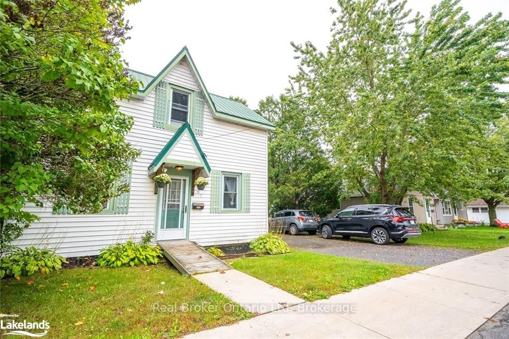 Listing photo 2