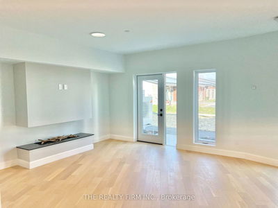 Unit 110 — 2062 Lumen Dr, London - South A image-0-3