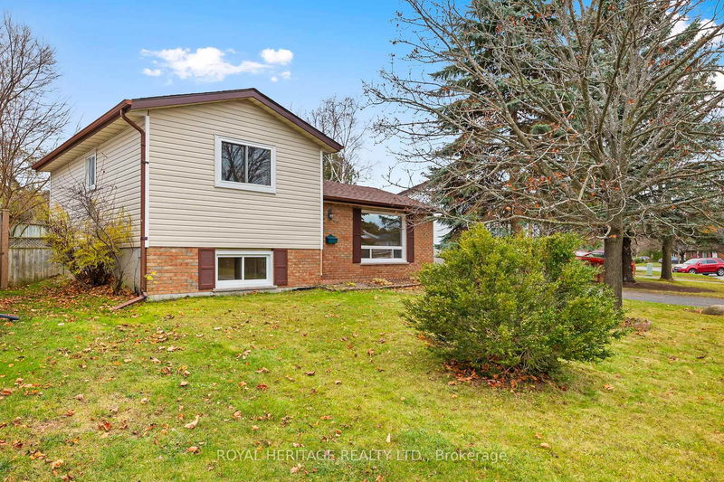 home for sale on 1569 Redwood Drive