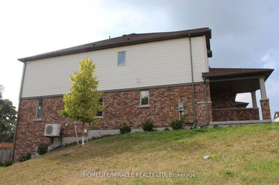 Unit 28 — 755 Linden Dr, Cambridge -  image-0-3