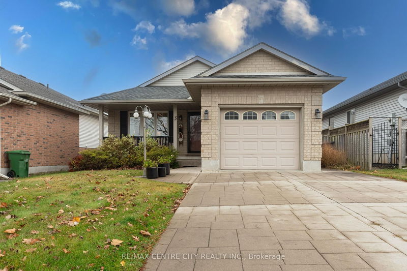 home for sale on 3 COTTONWOOD Drive