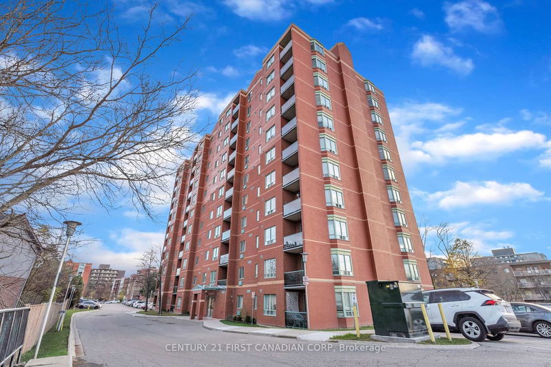 home for lease on 702-76 Base Line Road W