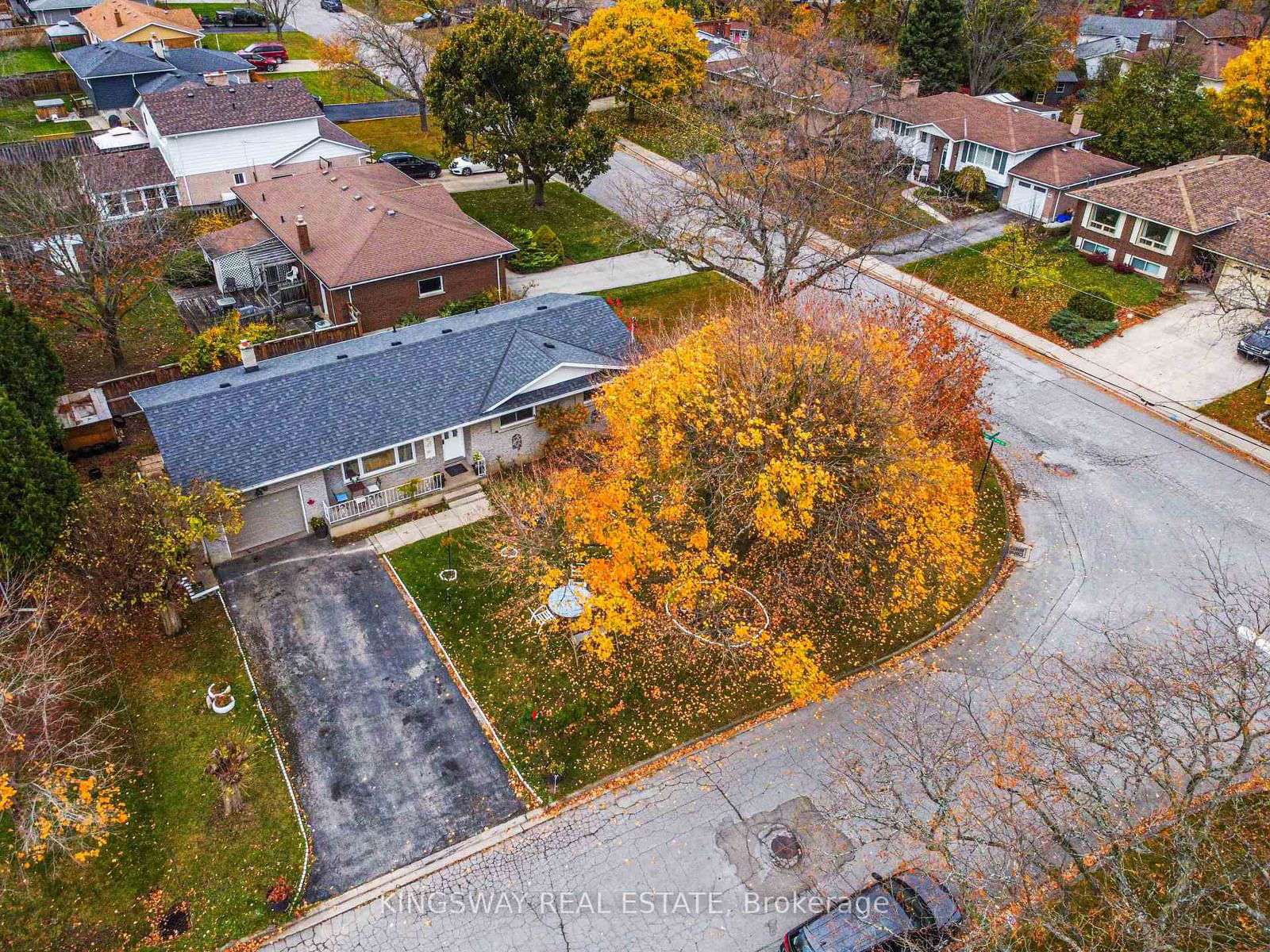 Detached House for sale at 4187 HIGHLAND PARK Drive, Lincoln, 982 - Beamsville, L0R 1B7 - MLS: X10441803