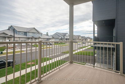 43 Markland Ave, Prince Edward County - Picton image-0-4