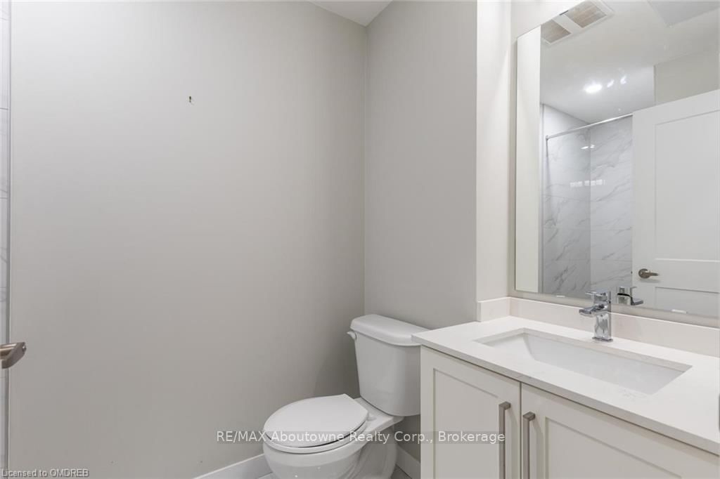 15 QUEEN Street S, Unit 2204 - Photo 10
