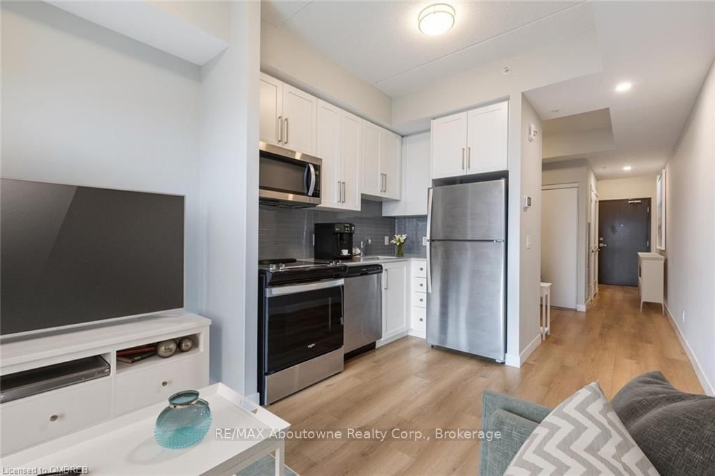 15 QUEEN Street S, Unit 2204 - Photo 5